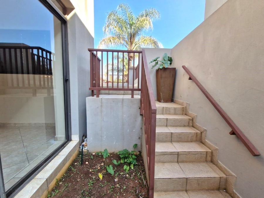 2 Bedroom Property for Sale in Xanadu Eco Park North West